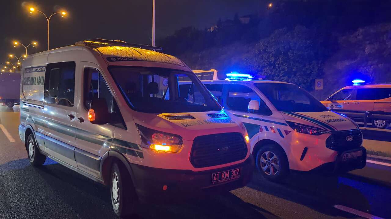 Bariyerleri aştı, karşı şeride uçtu! Bülent Kaya hayatını kaybetti 5